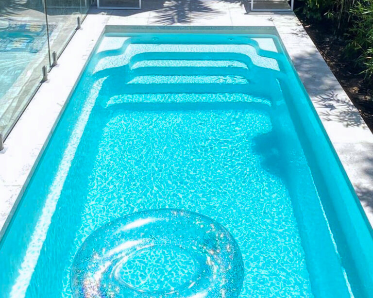 Fibreglass plunge pool for your Brisbane home
